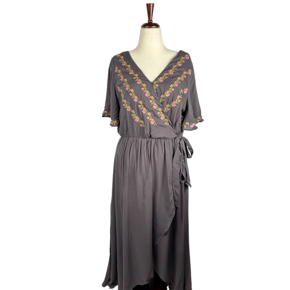 Jodifl Hi Low Embroidered Charcoal Flowy Boho Dress 1x New Faux‎ Wrap Floral - Picture 2 of 11